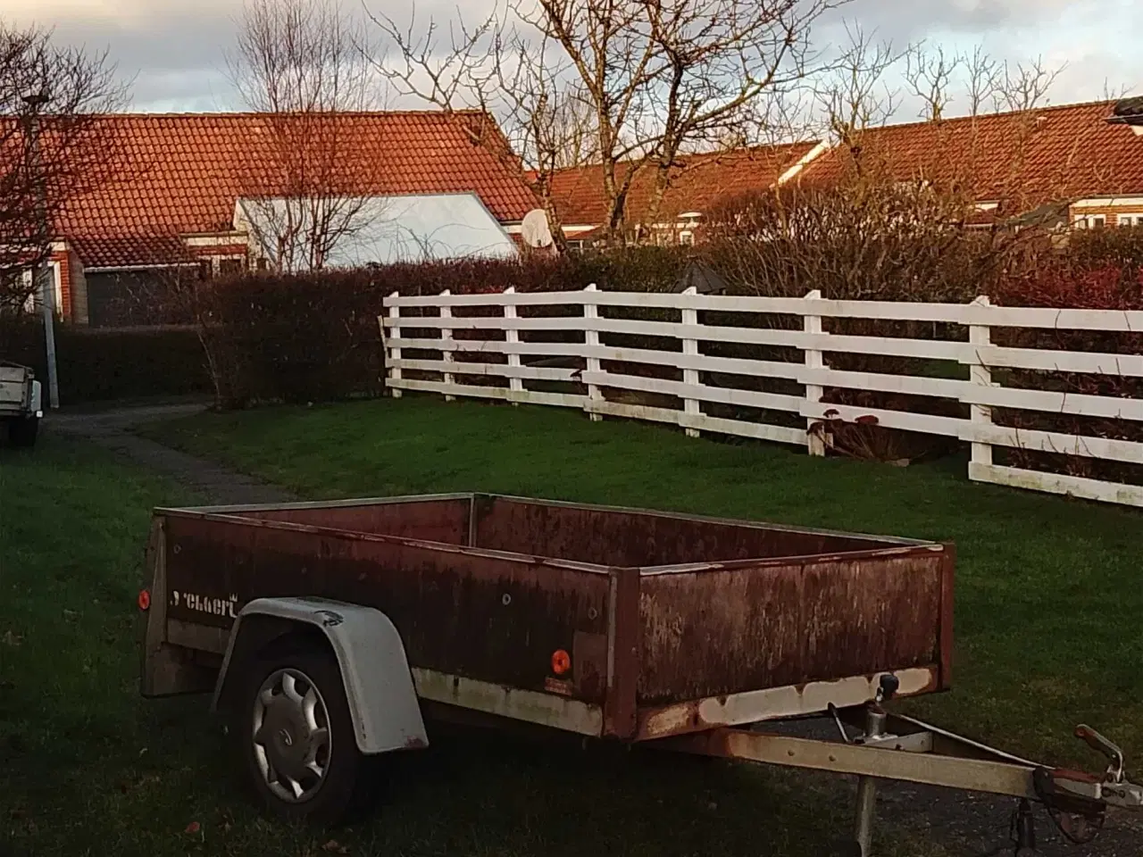 Billede 3 - Ældre funktionel trailer