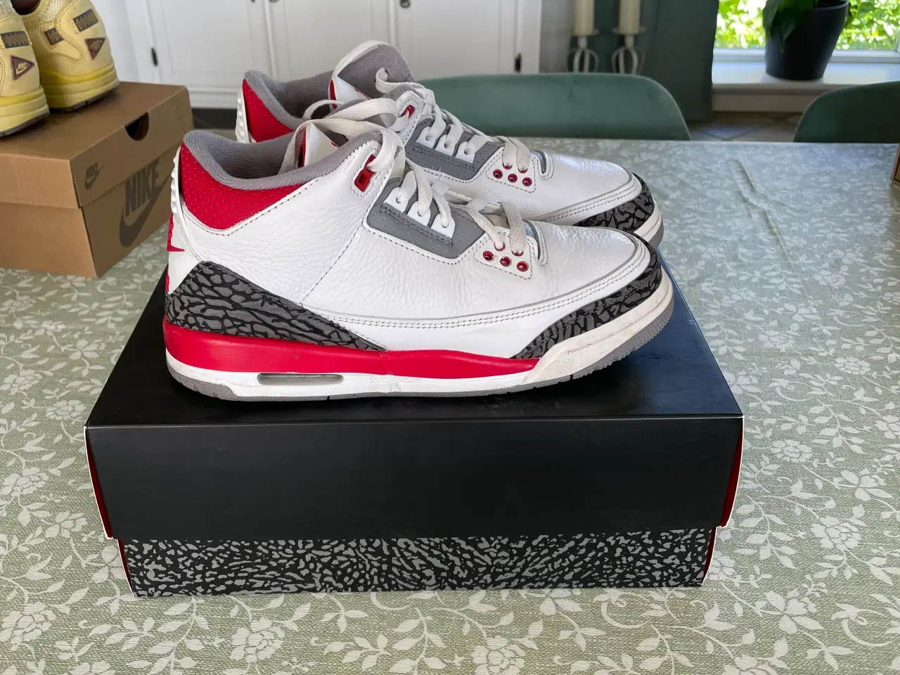 Billede 2 - Jordan 3 fire red