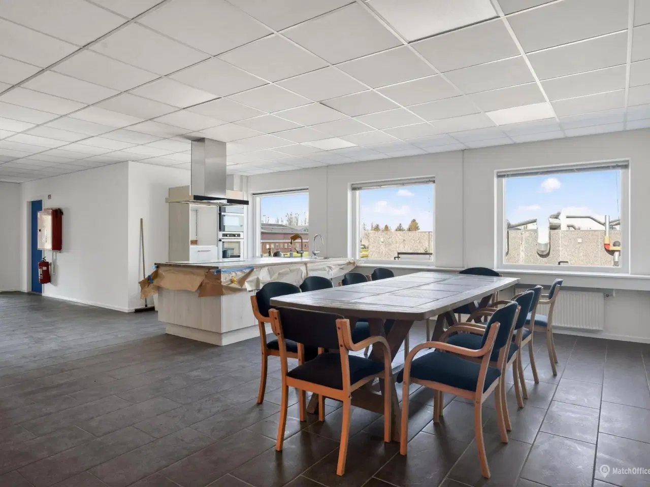 Billede 9 - Funktionelle lagerlokaler med flotte kontorlokaler i Jyllinge.