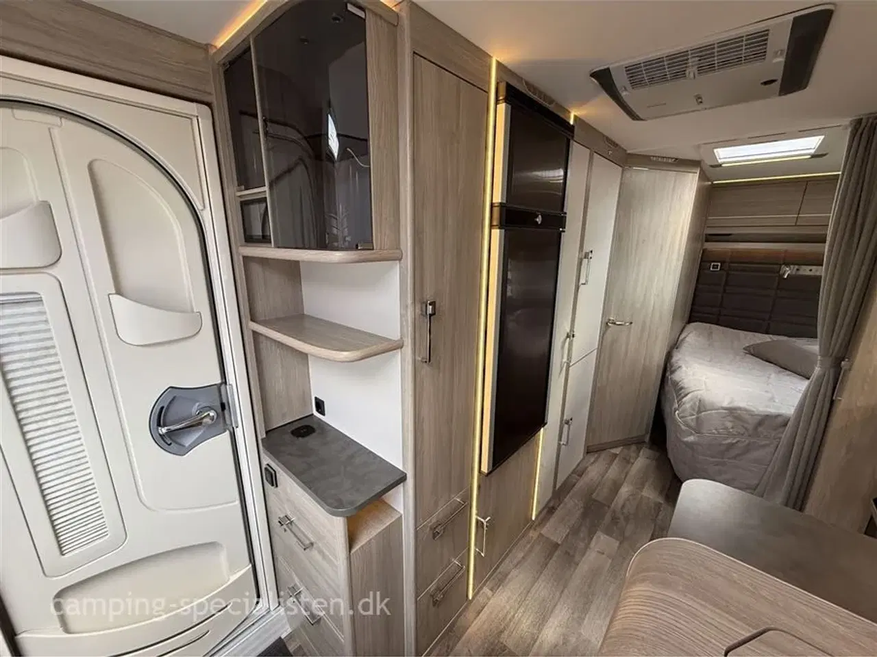Billede 7 - 2023 - Kabe Royal 600 CXL DXL   Pæn og meget velholdt luksus campingvogn - Kabe Royal 600 CXL DXL fra 2023 - Kan nu opleves hos Camping-Specialisten