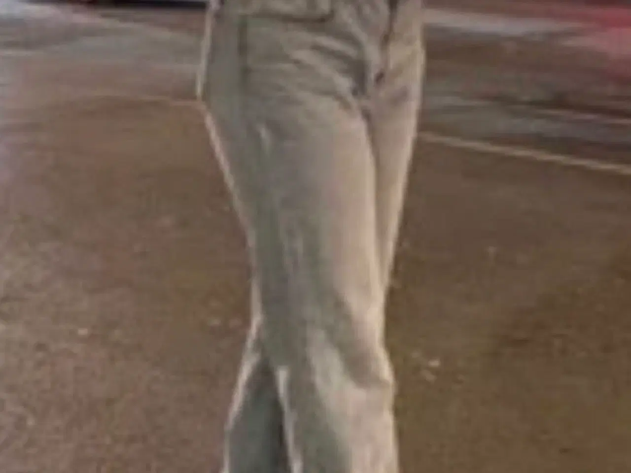 Billede 1 - Jeans i str s