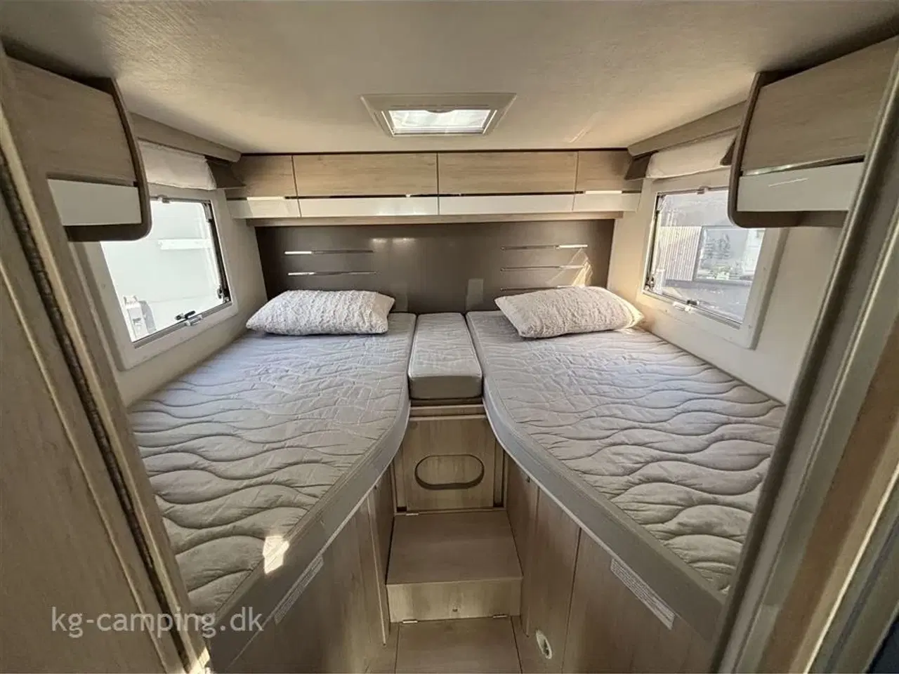 Billede 8 - 2021 - Chausson First Line C717   Rummelig familiecamper med masser af komfort!