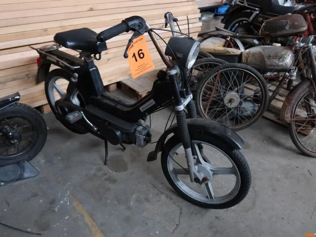 Billede 1 - KNALLERT, Vespa