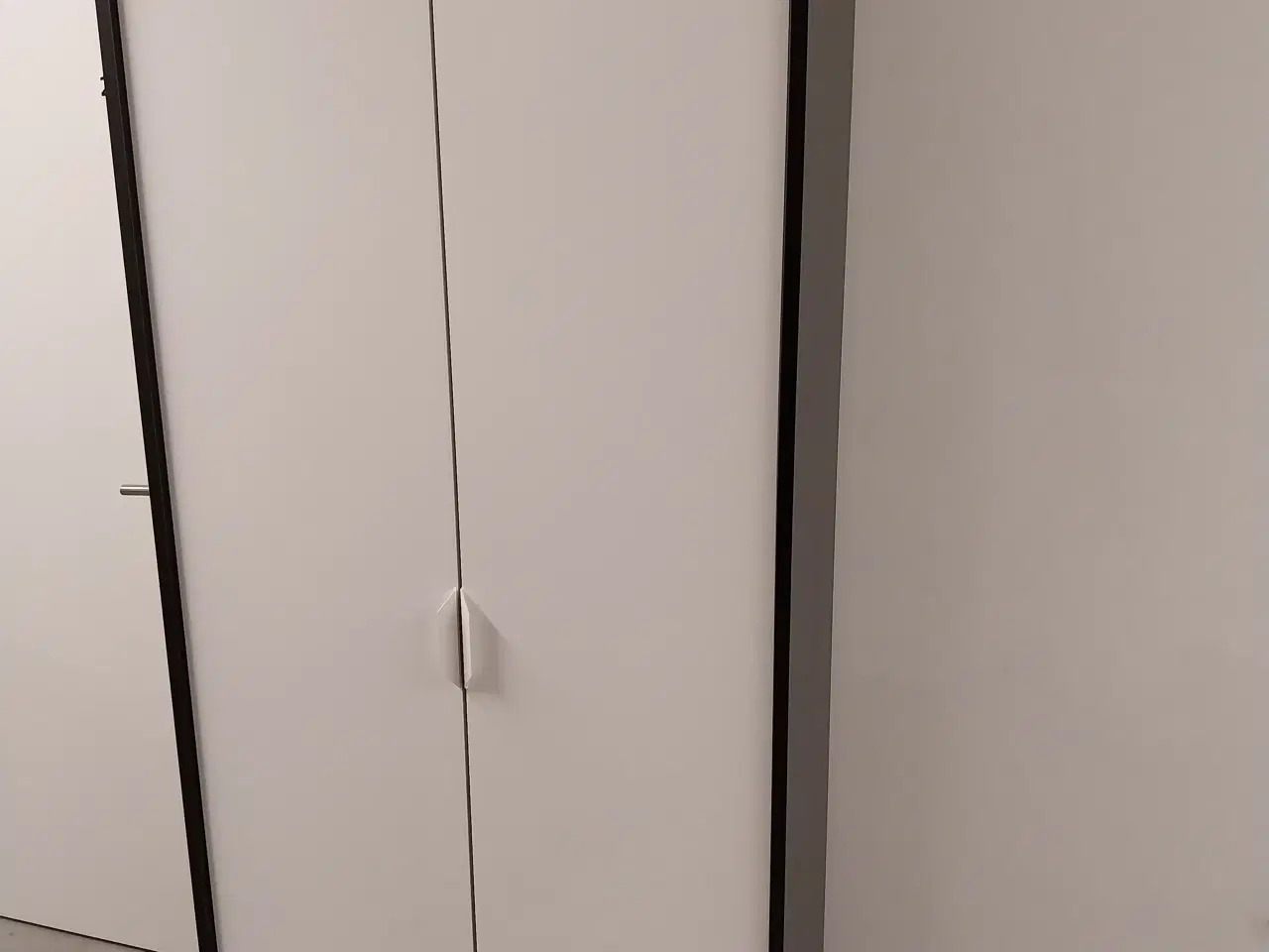 Billede 1 - Ikea Garderobeskab sælges
