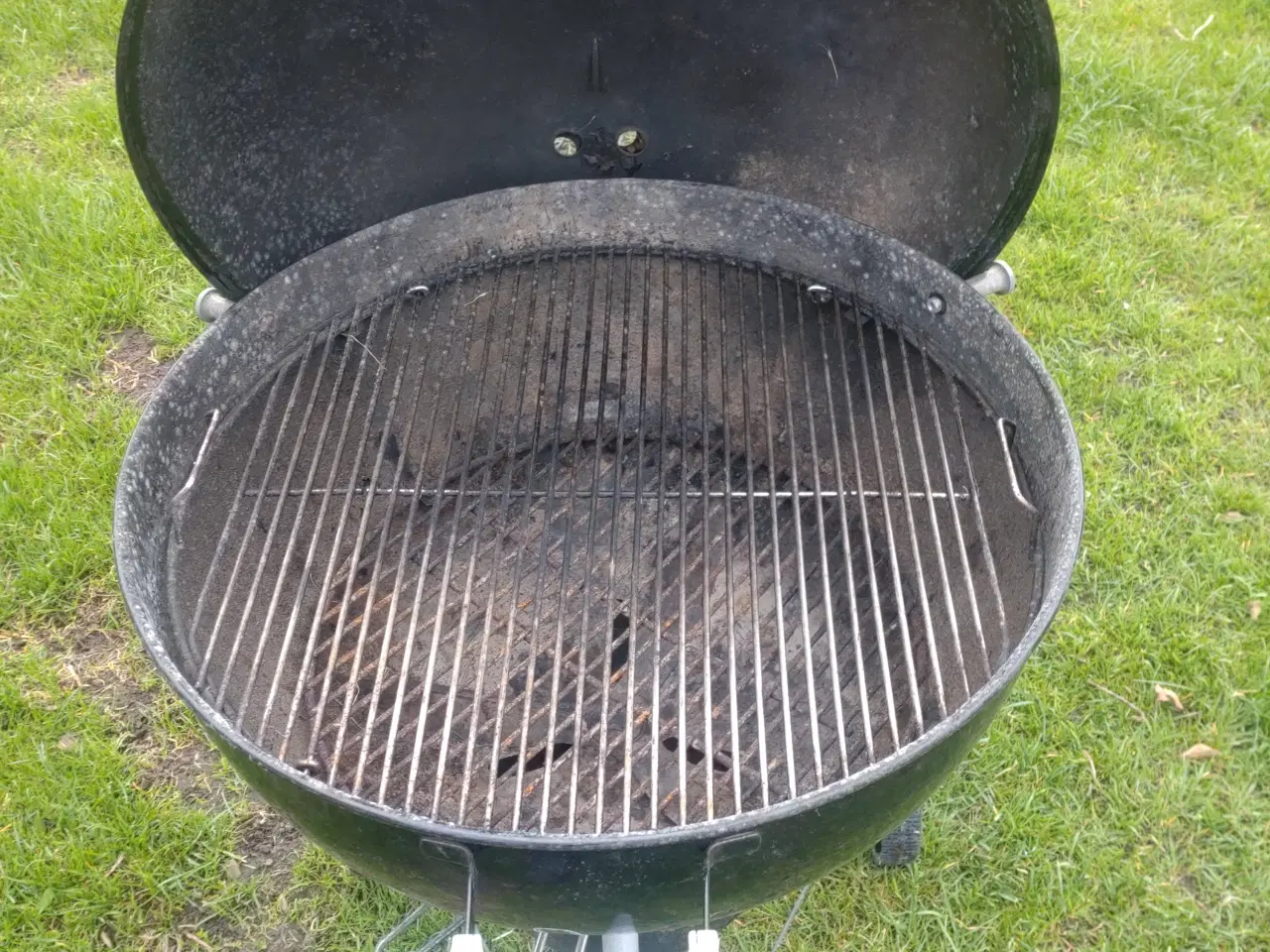 Billede 1 - Weber kuglegrill 60 cm
