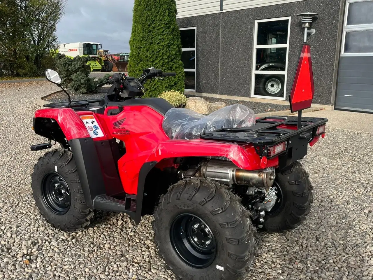 Billede 5 - Honda TRX 420FE Traktor  STORT LAGER AF HONDA ATV. Vi hjælper gerne med at levere den til dig, og bytter gerne. KØB-SALG-BYTTE se mere på www.limas.dk