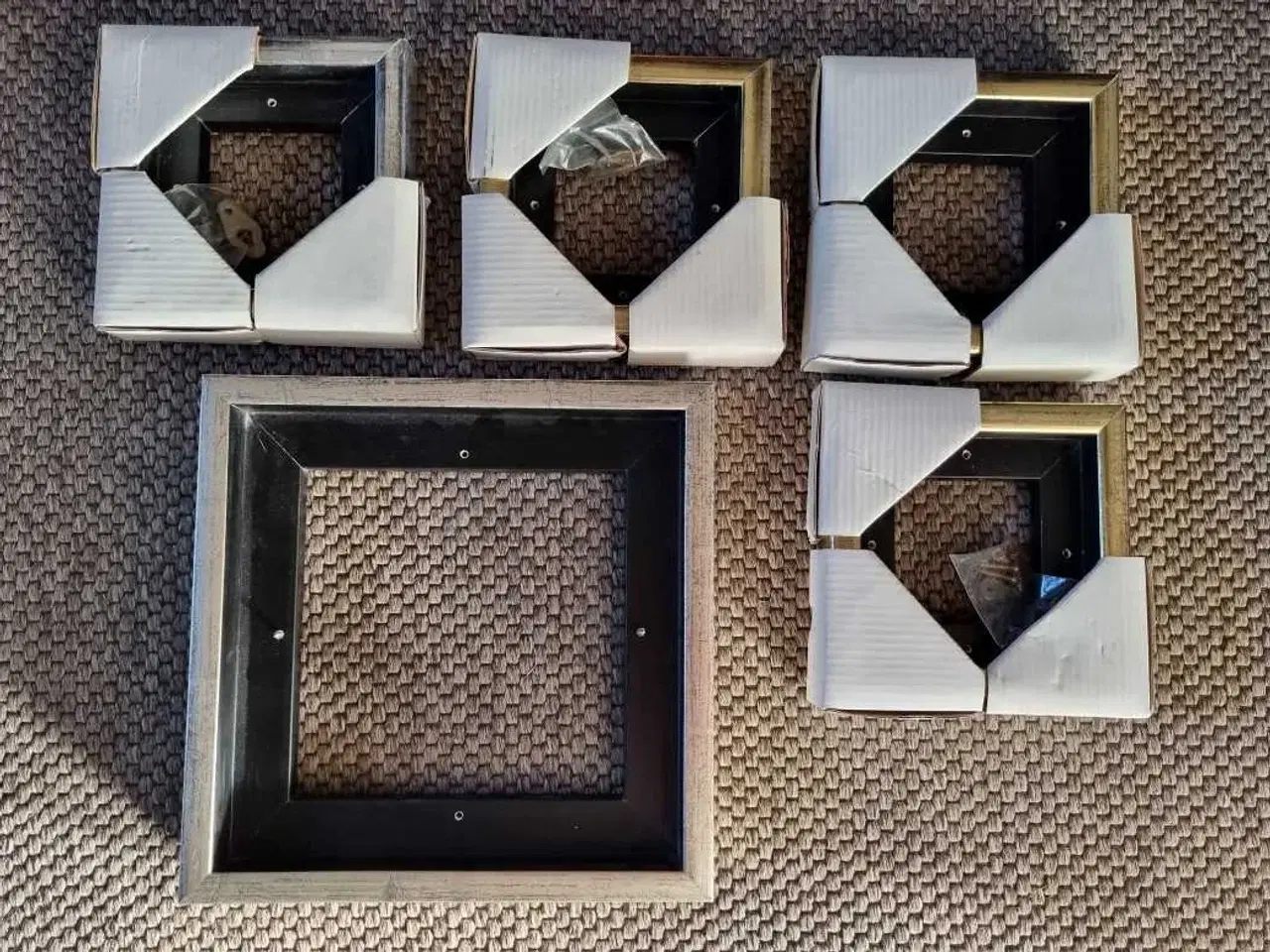 Billede 5 - Smart vægreol og andre ting.