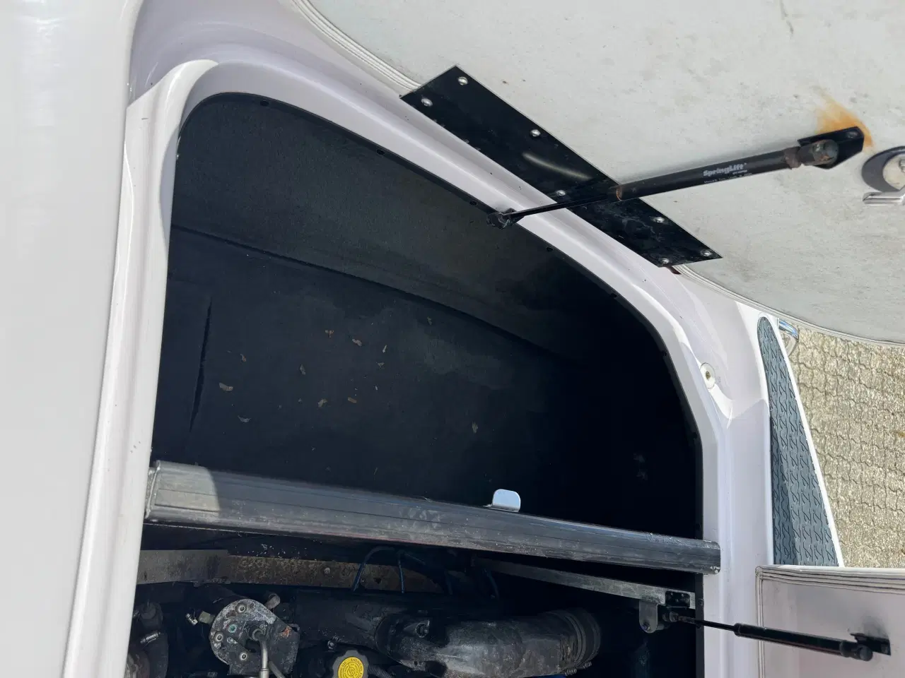 Billede 18 - 226 Limited med 375 hk ZR6 8,1L V8 i/o og 3000 kg Humbauer bådtrailer - Engros til CVR nummer