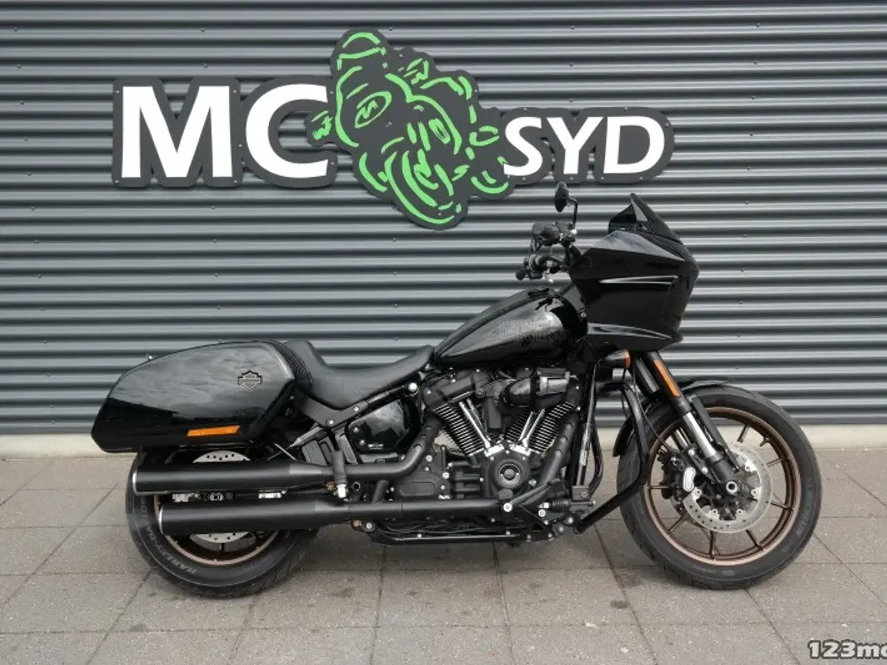 Billede 1 - Harley-Davidson FXLRST Low Rider ST MC-SYD       BYTTER GERNE
