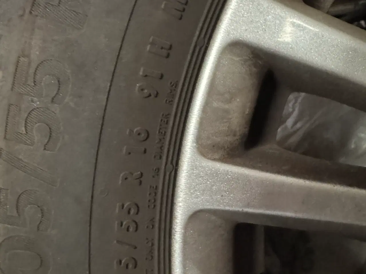 Billede 3 - Originale Ford fælge med Continental vinterdæk