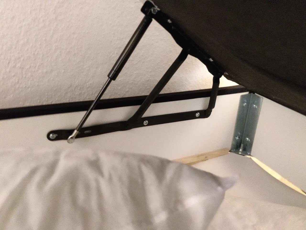 Billede 5 - Boksmadras seng med opbevaring inc. Topmadras