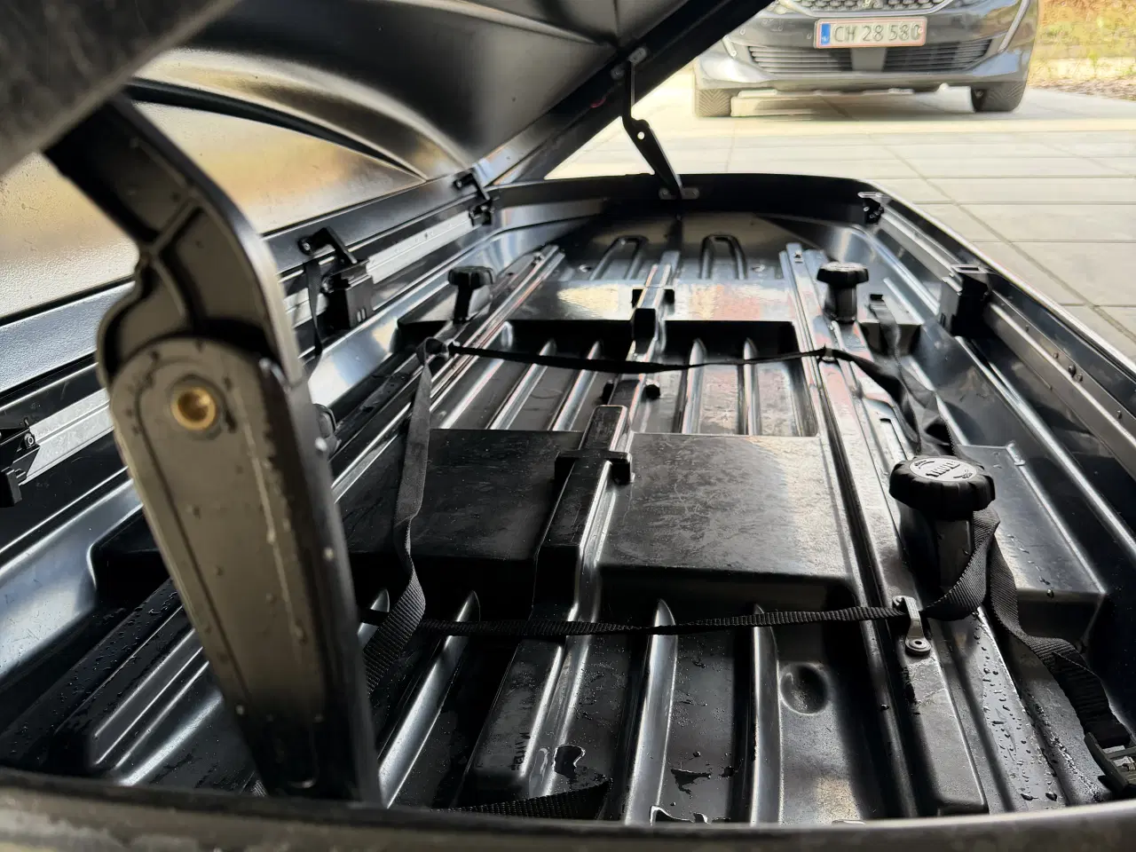 Billede 10 - Thule tagboks sort