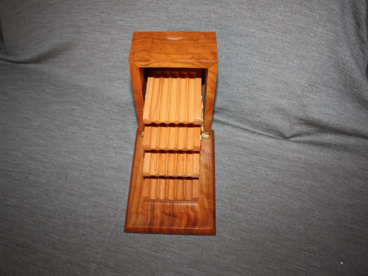 Billede 4 - Vintage cigarette dispenser Mallorca