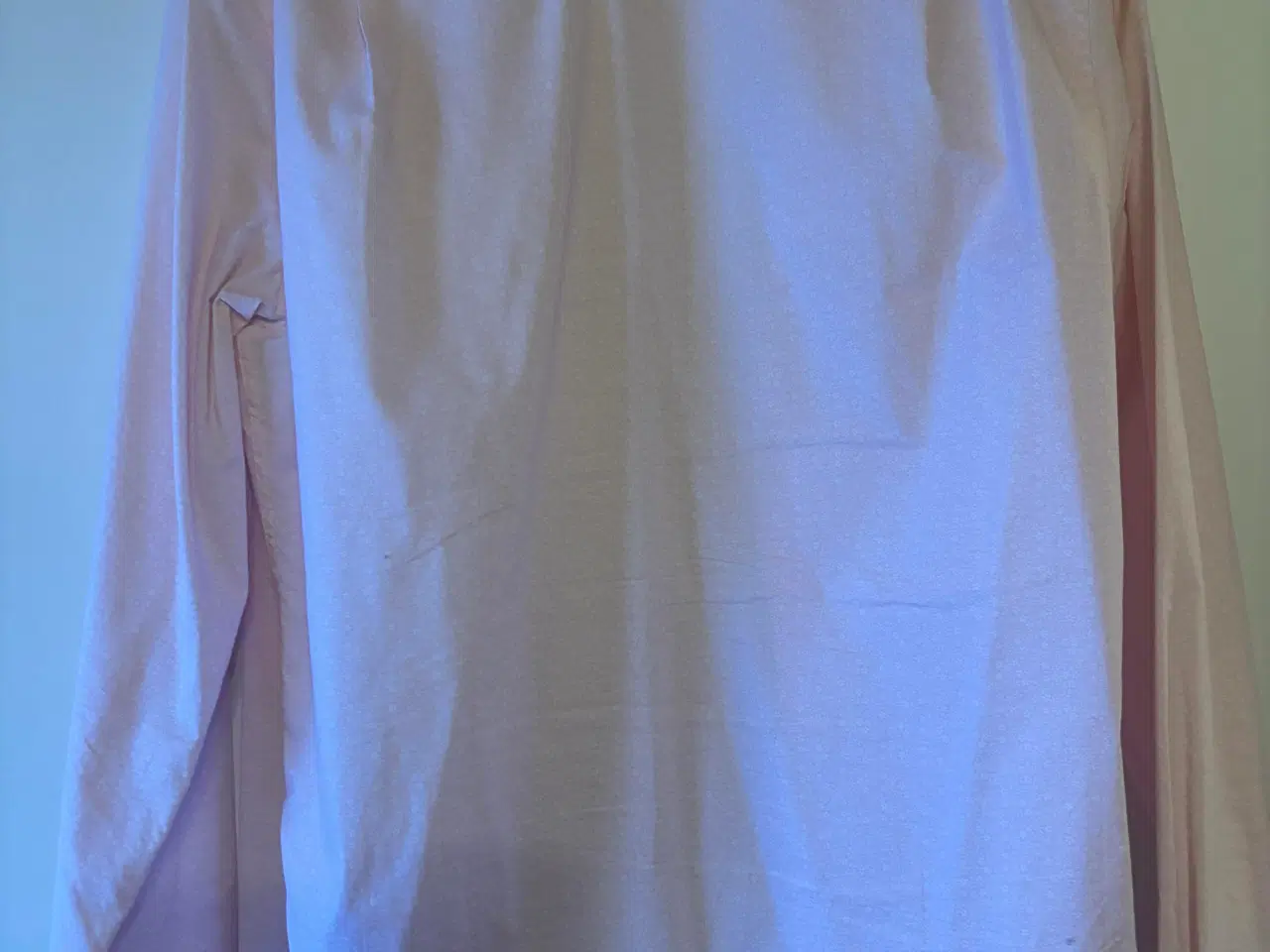 Billede 2 - Pink Tommy Hilfiger herreskjorte