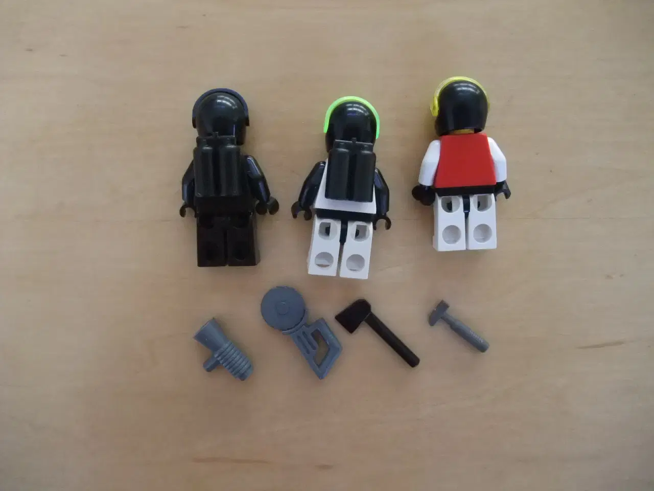 Billede 3 - Lego Blacktron Figurer+Tilbehør