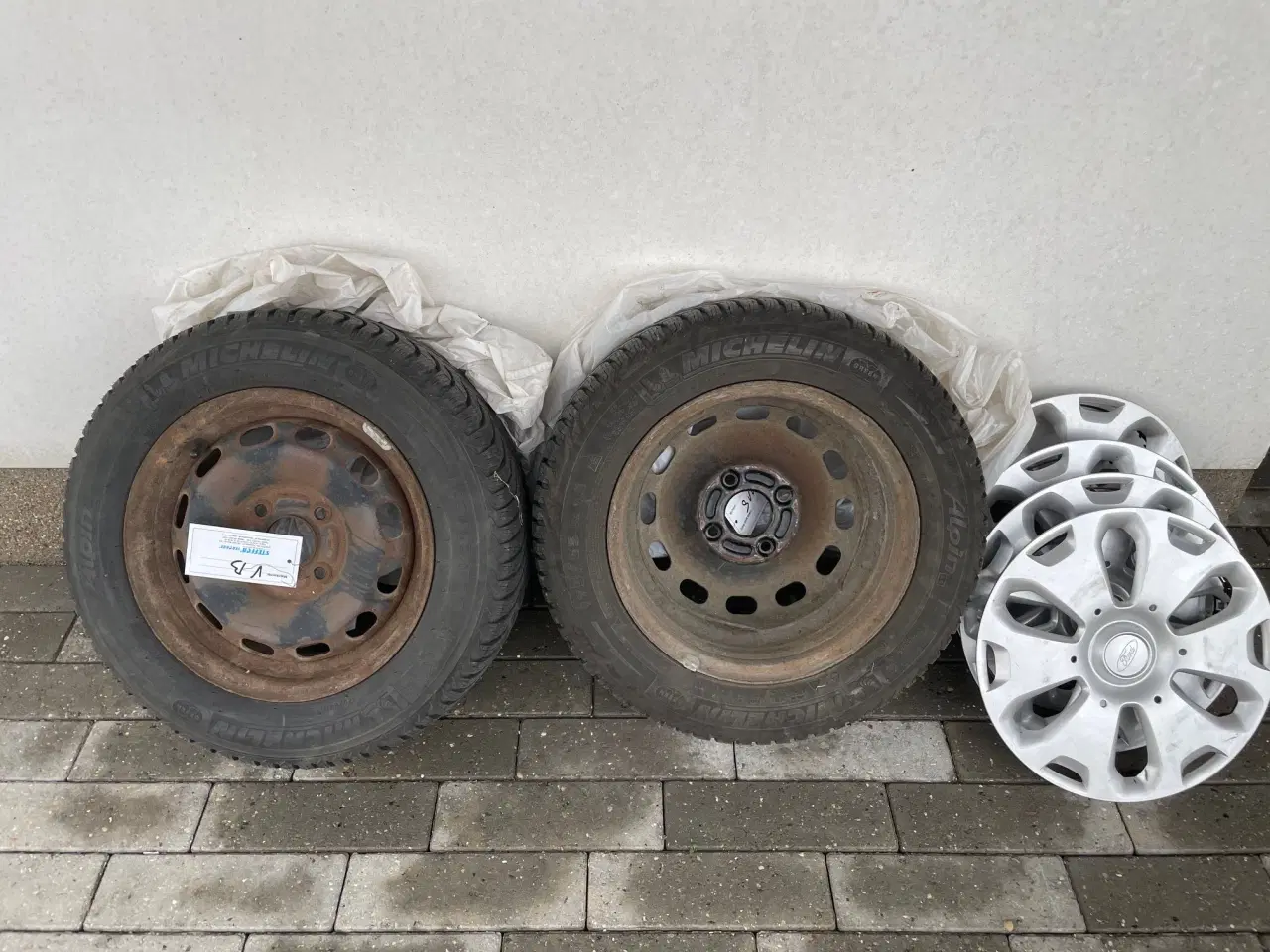 Billede 2 - Michelin vinterdæk med fælge 175/65/14 Ford Fiesta