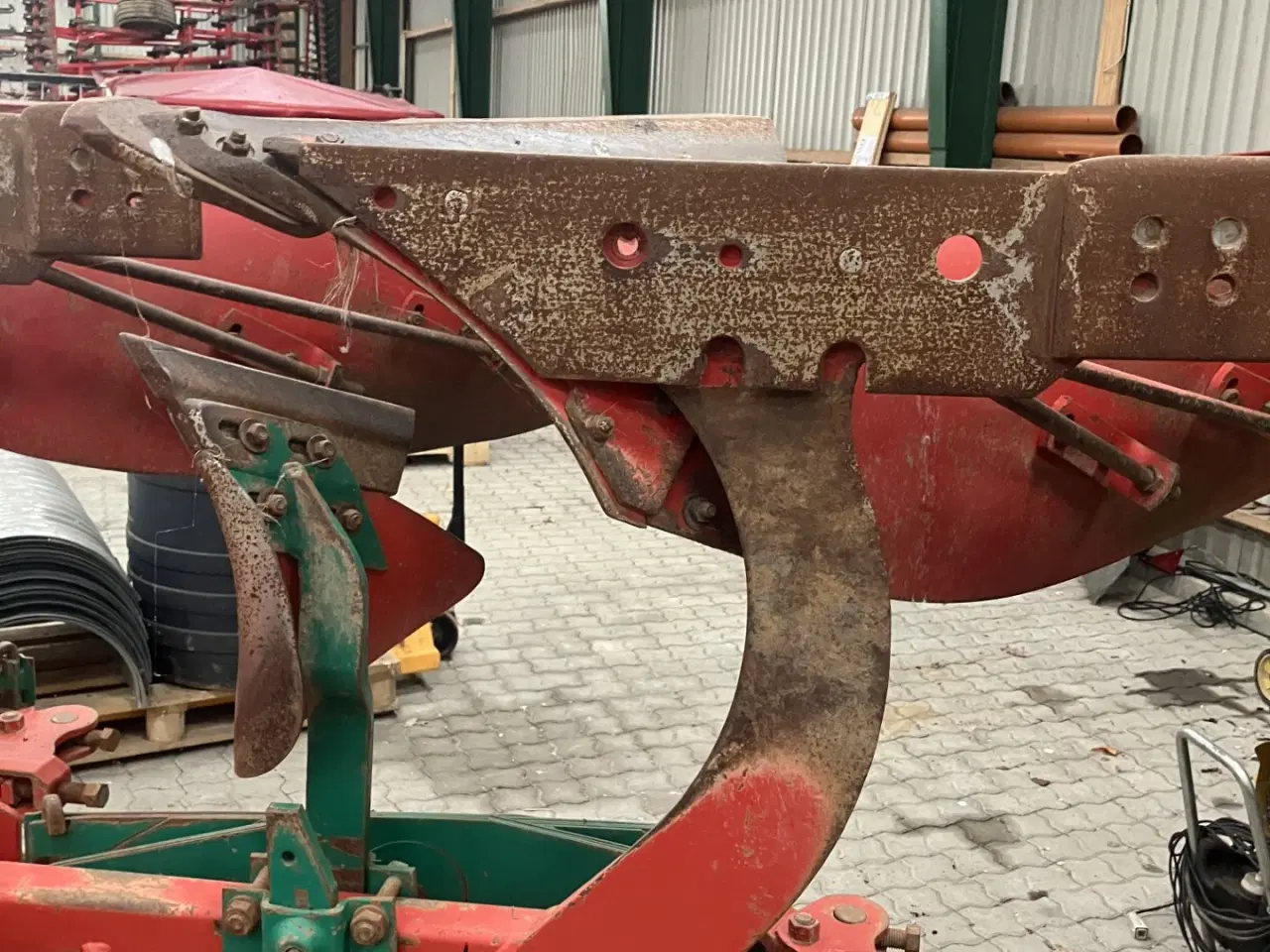 Billede 3 - 4 Furet Kverneland EG100 med variabel furer brede 