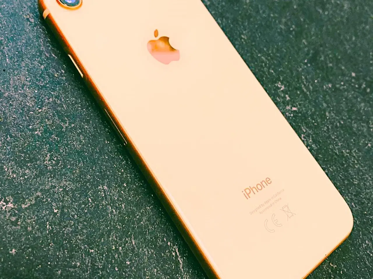 Billede 1 - IPHONE 8 ROSEGOLD i supergod stand