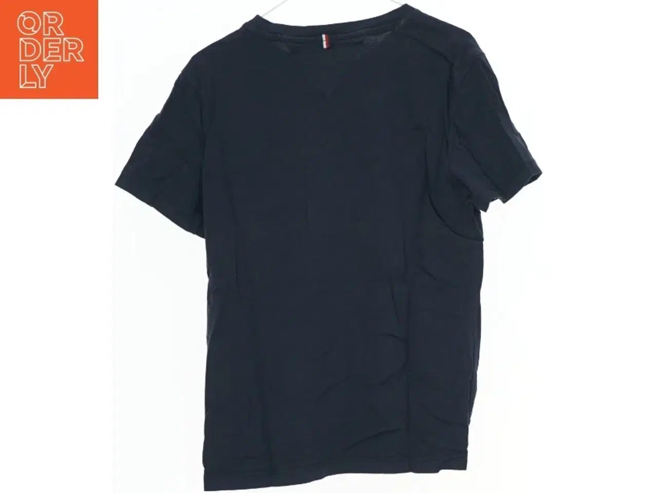 Billede 2 - Blå T-Shirt fra Tommy Hilfiger (str. 140)