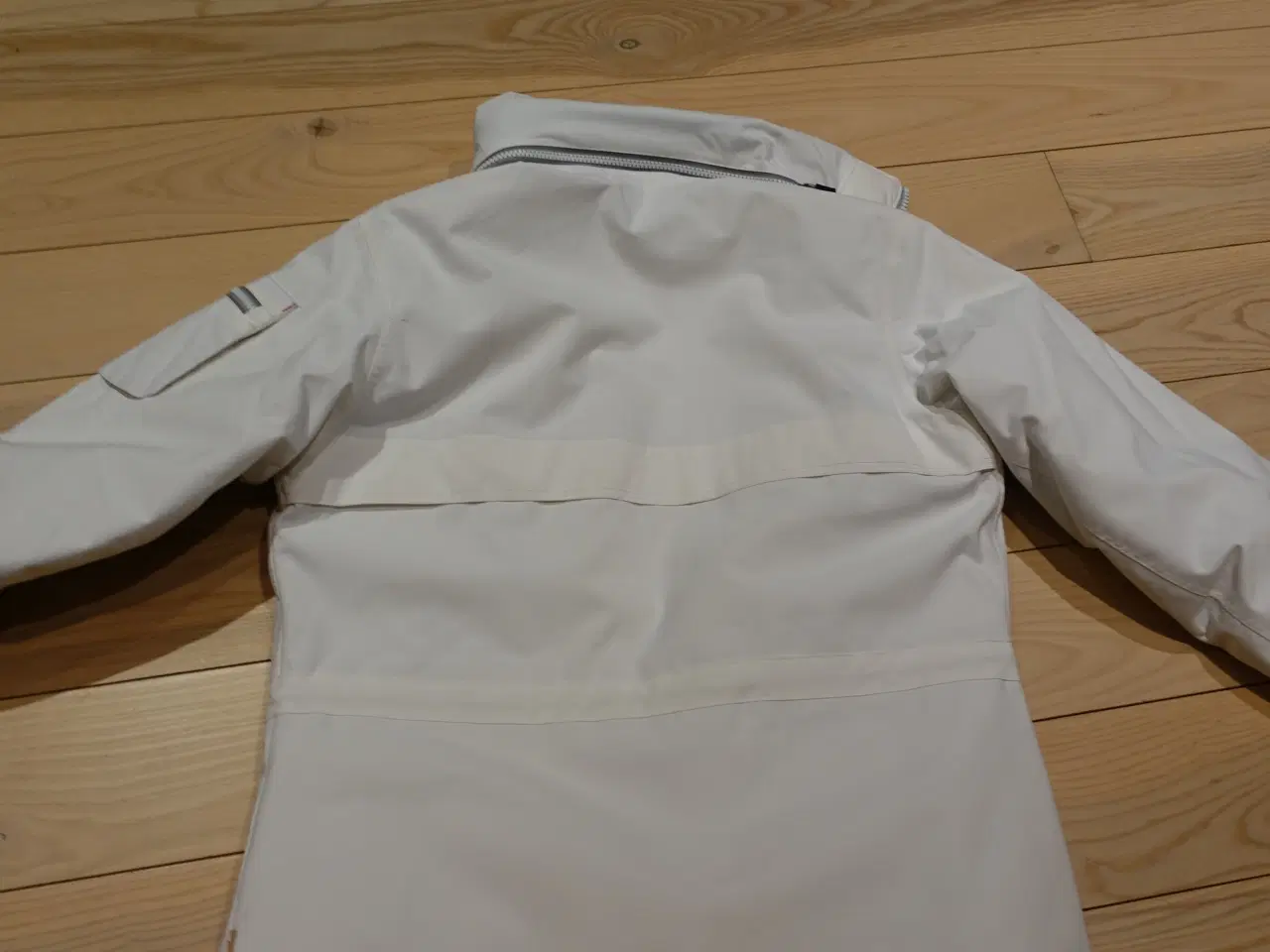 Billede 4 - Super varm og lækker ny jakke