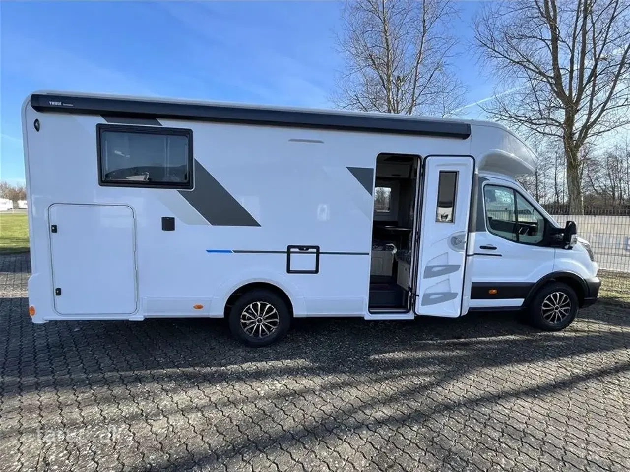 Billede 2 - 2026 - Sun Living S 75 SL Aut. 165 HK KAMPAGNEPAKKE – ALT DETTE FÅR DU MED! 🚐✨ - 165 hk med automatgear, Adaptiv fart pilot.......