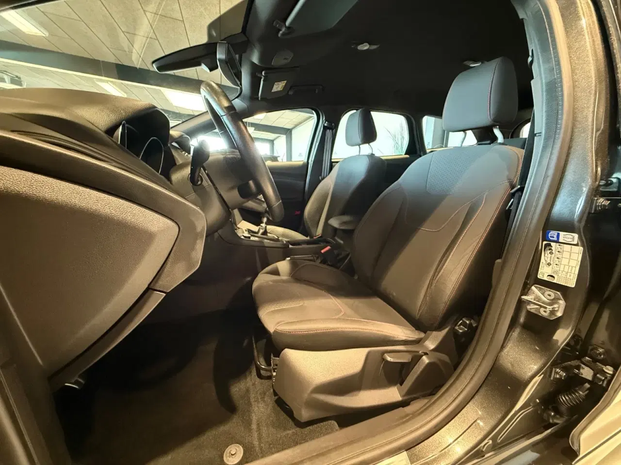 Billede 7 - Ford Focus 1,5 TDCi 120 ST-Line
