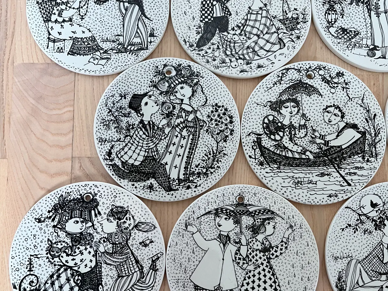 Billede 1 - 12 Bjørn Wiinblads måneds-platter