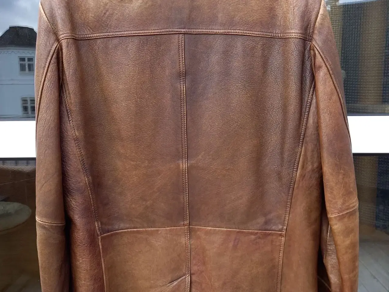 Billede 2 - Herre læderjakke SUPER FLOT Massimo Dutti