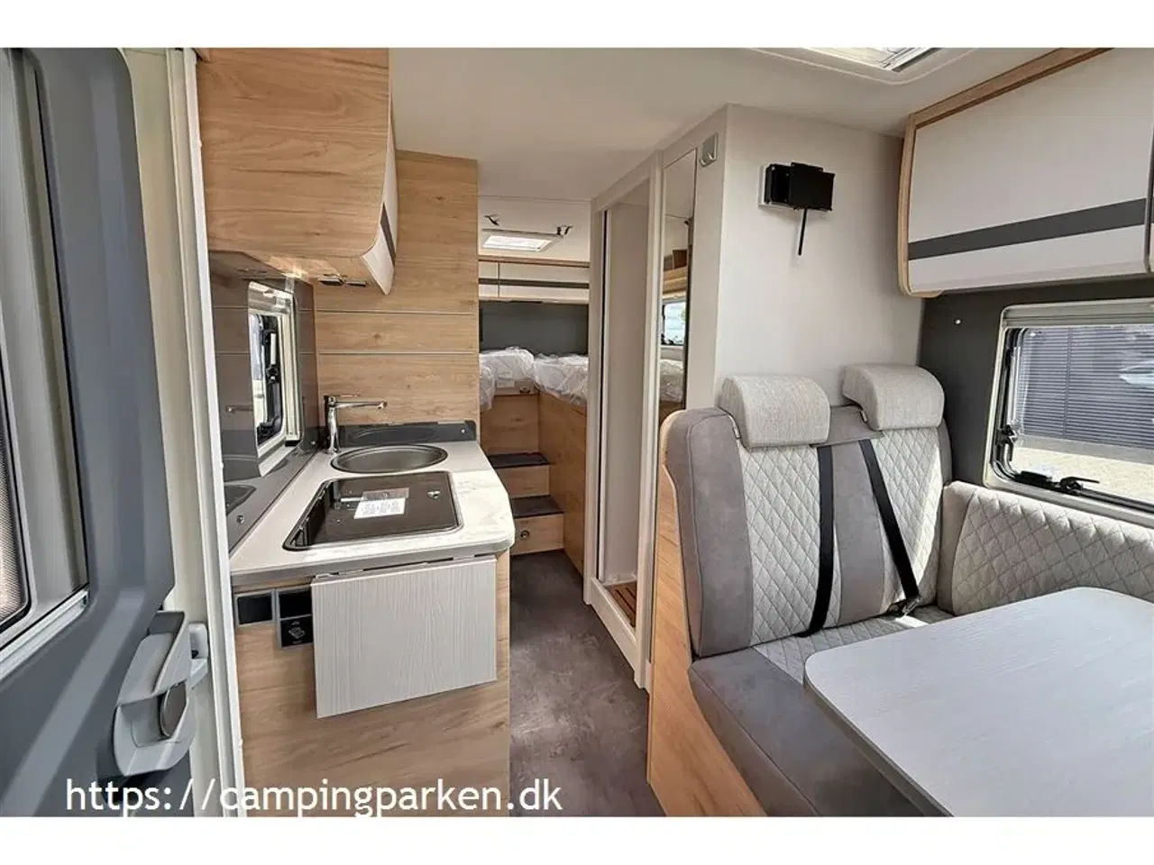 Billede 7 - 2025 - Dethleffs Globebus I4   Eksklusiv nyhed fra Dethleffs! Smal/kort helintegreret Globebus I4 med 4 sovepladser