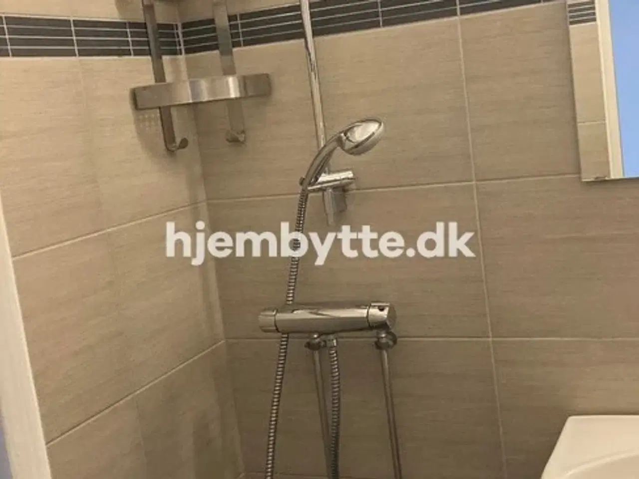 Billede 1 - Hjembytte - Værebrovej