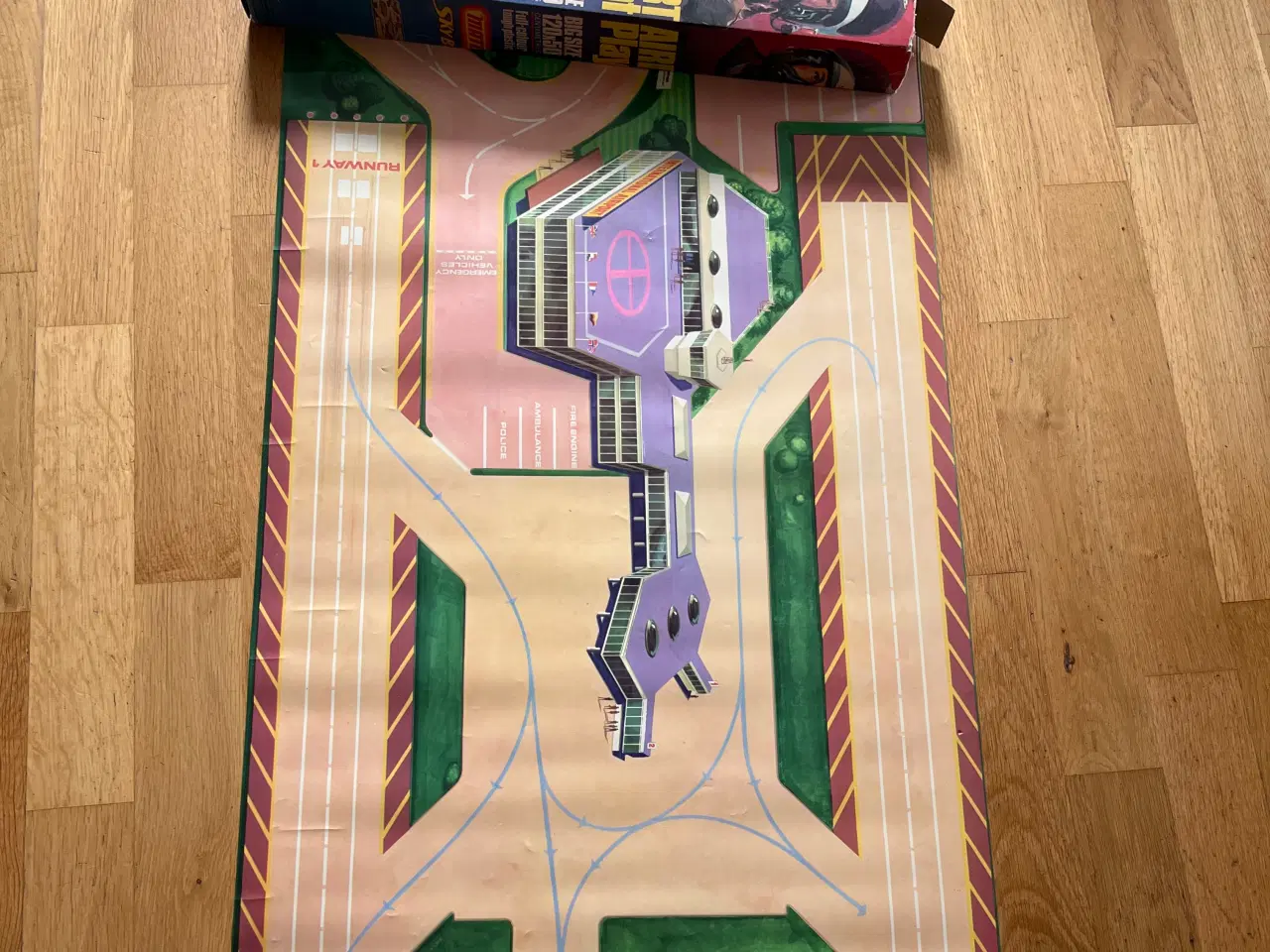 Billede 1 - Matchbox Airport Playmat