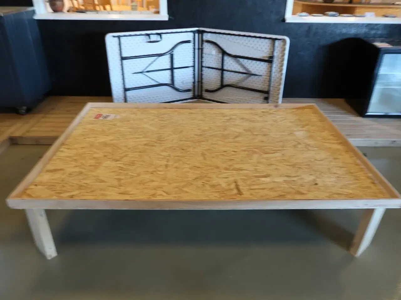Billede 2 - Bord 180x120x40 cm + klapbord
