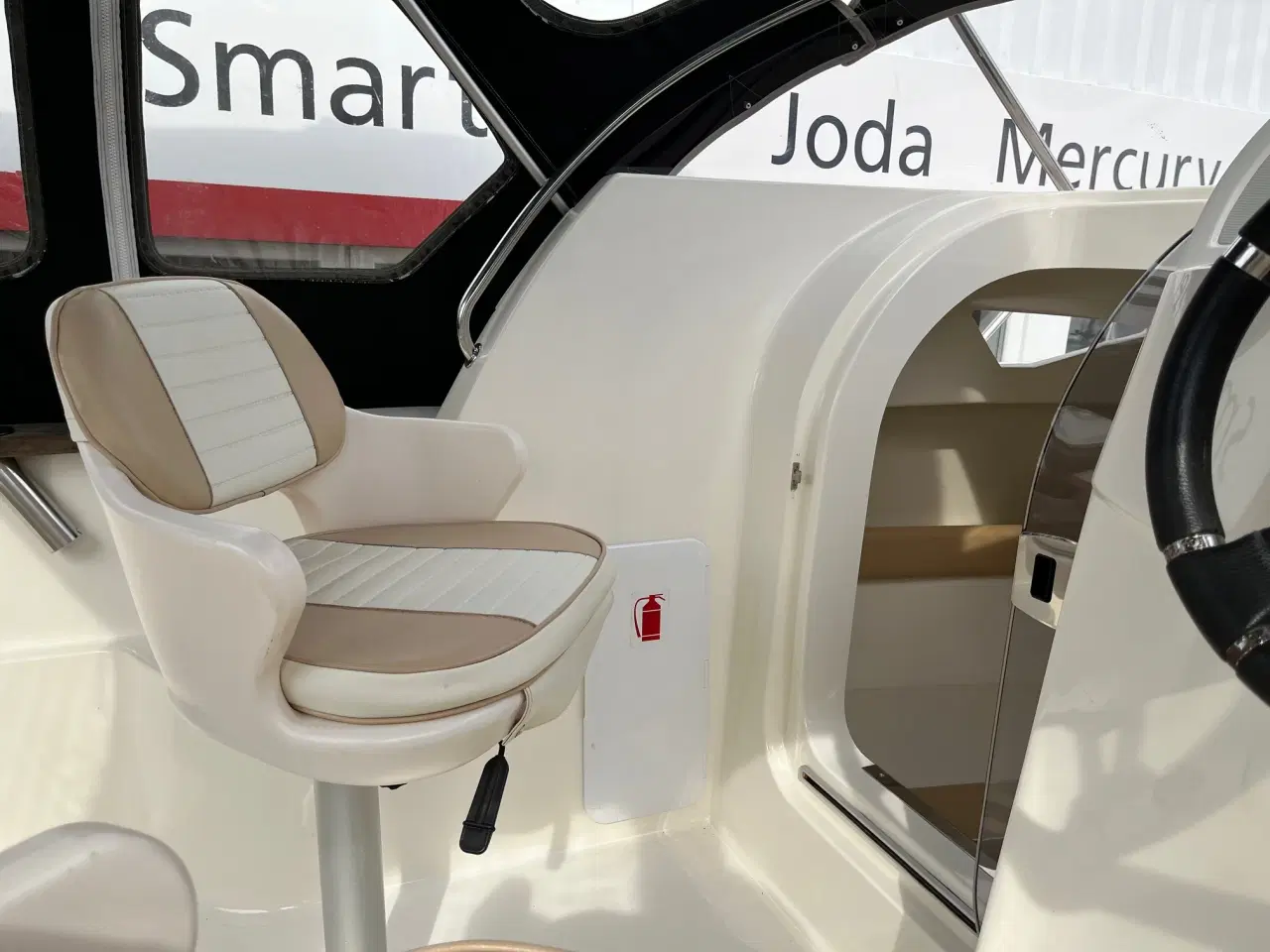 Billede 8 - Activ 540 Cruiser med 115 hk Mercury-EFI 4-takt 2,1L og 1500 kg Brenderup bådtrailer - Anvisningss..