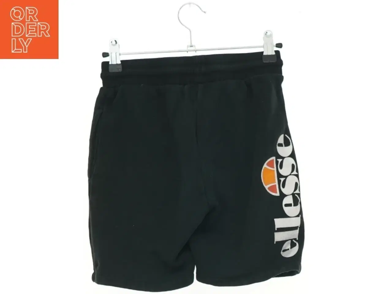 Billede 2 - Ellesse shorts (str. 146 cm)