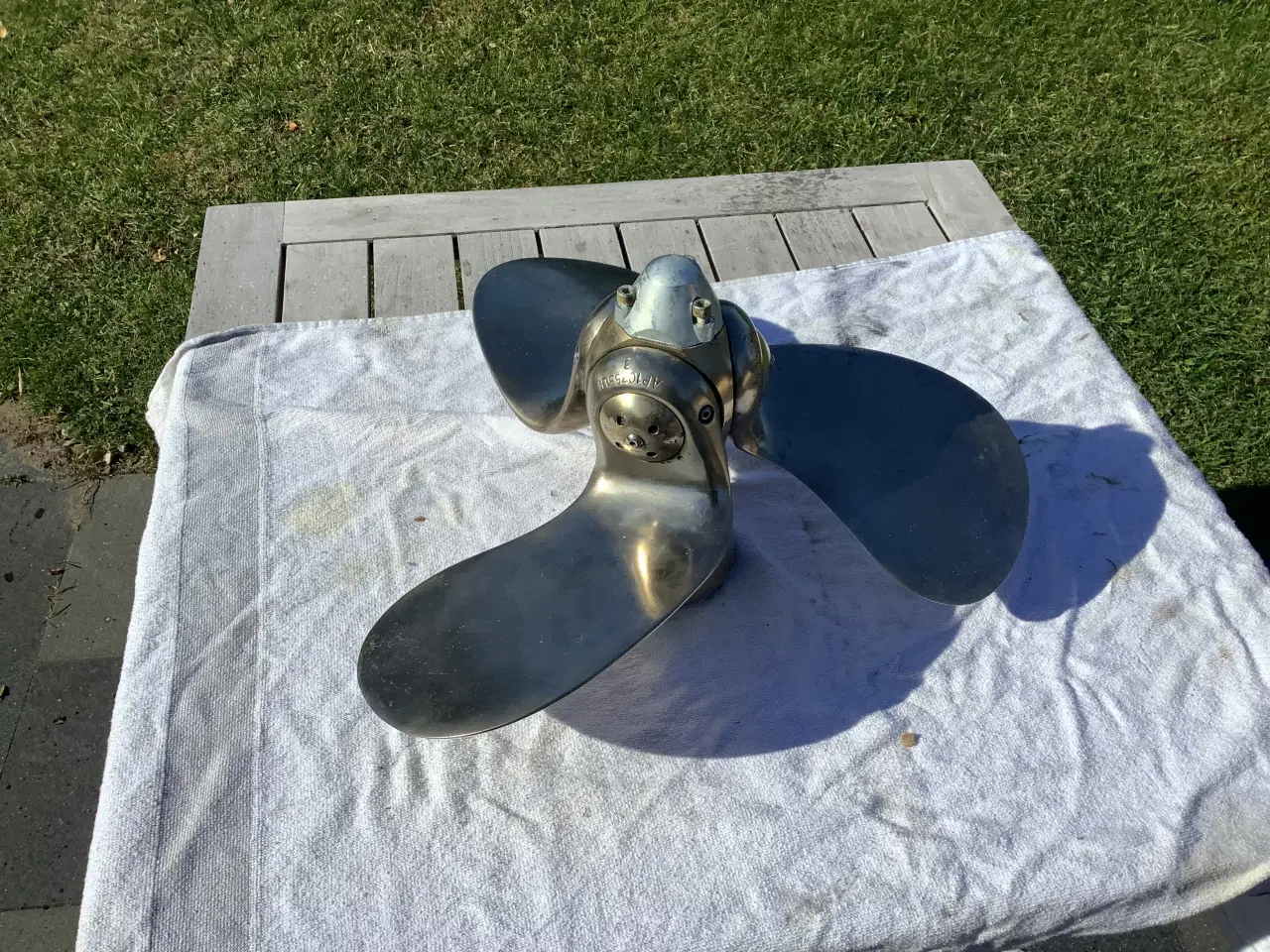 Billede 4 - Foldepropel 3 bladet. 