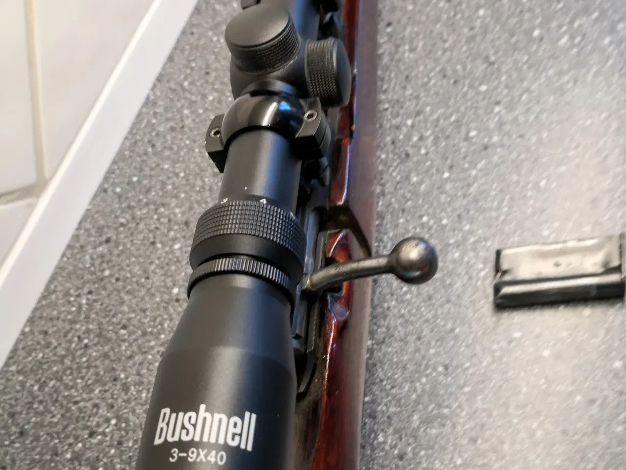 Billede 2 - Salonriffel med ny Bushnell kikkert 3-9x40 mm