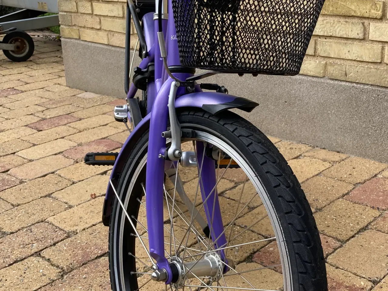 Billede 3 - Flot pigecykel til skolestart