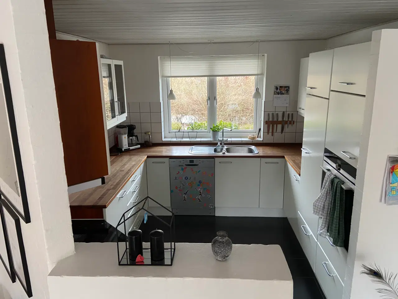 Billede 1 - Køkken inkl. flere hvidevarer