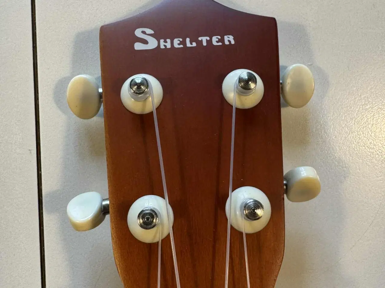 Billede 2 - Ukulele mærke Shelter