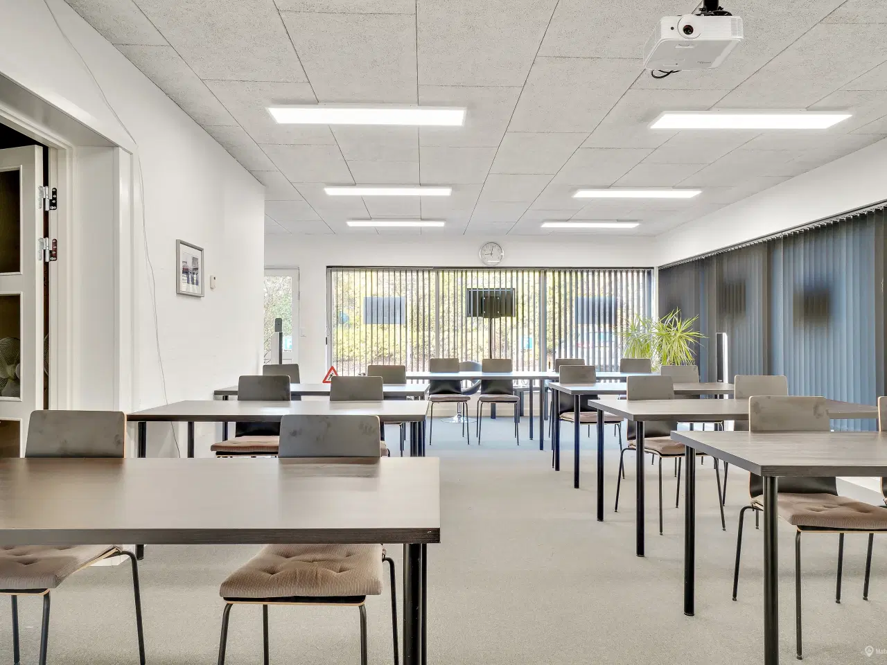 Billede 7 - Lyse kontorlokaler i rolige omgivelser tæt på Motorvej 9