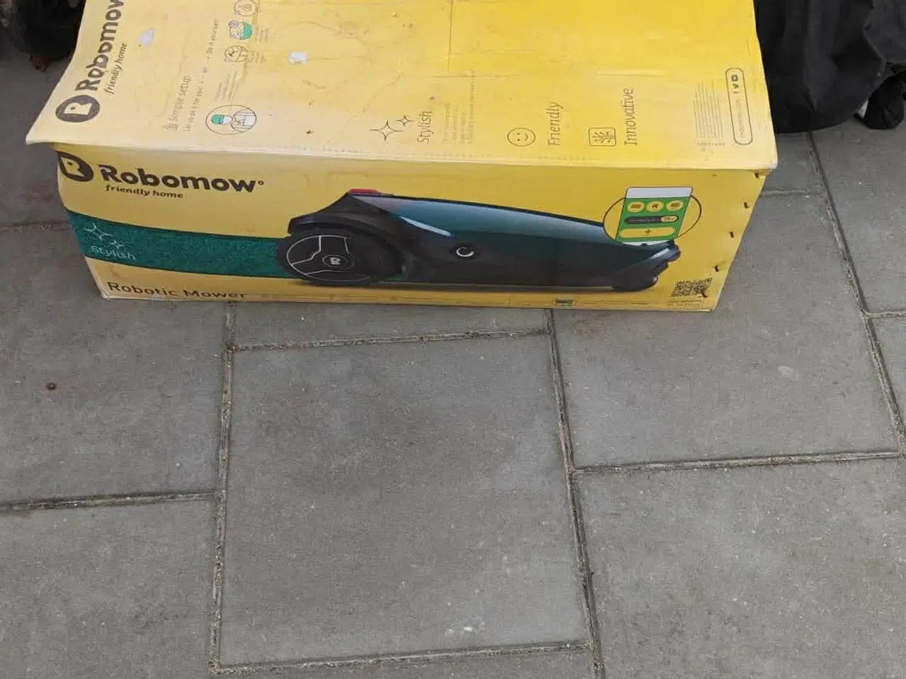 Billede 1 - Robomow RC304U - Robotplæneklipper