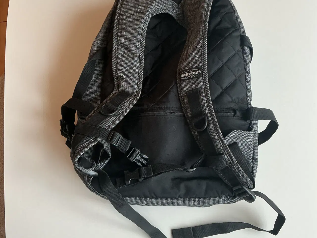 Billede 3 - Eastpak Volker rygsæk/skoletaske 35 L.