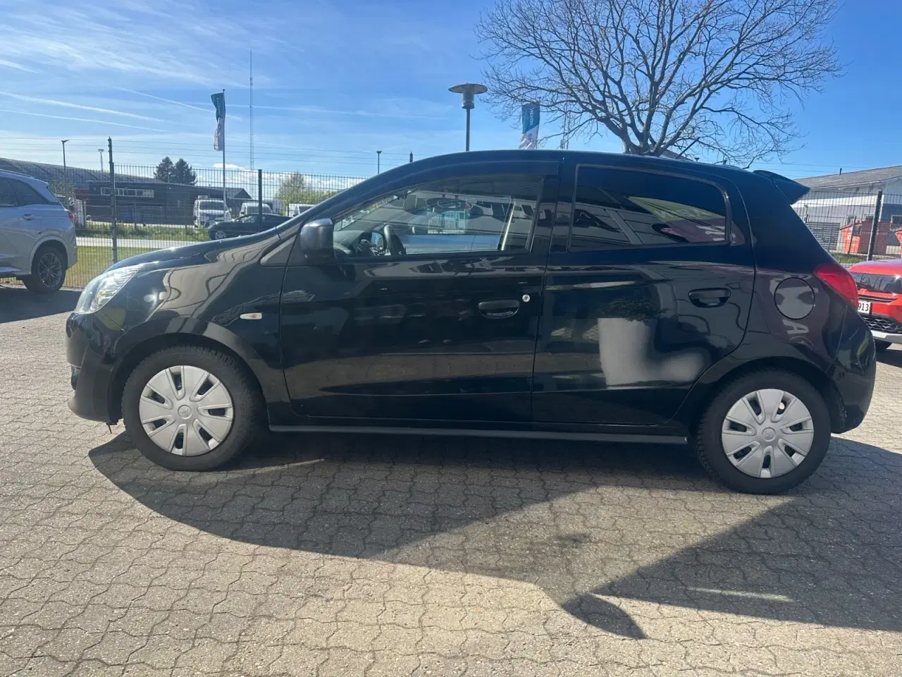 Billede 5 - Mitsubishi Space Star 1,0 Inform