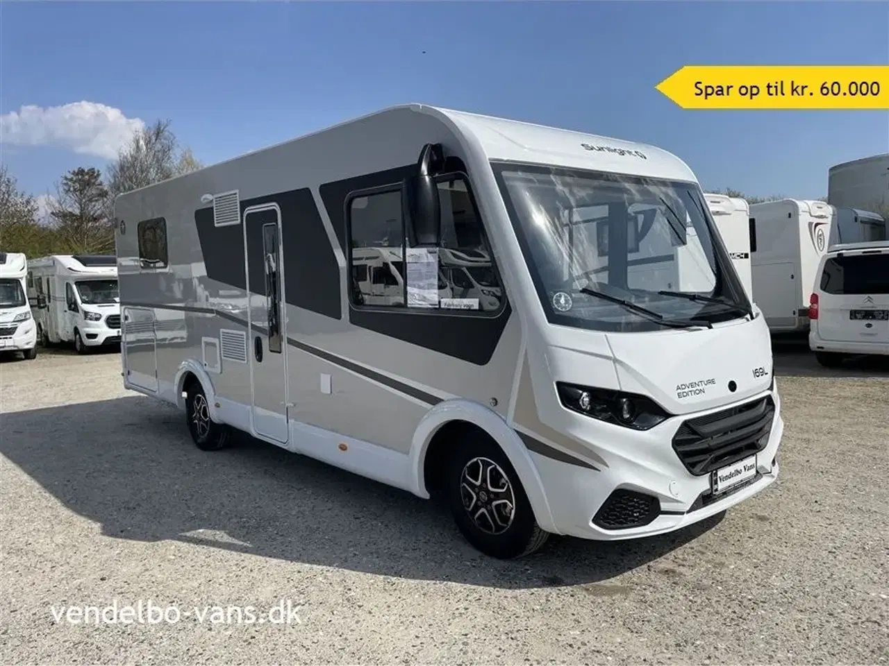 Billede 1 - 2024 - SunLight I 69 L Adventure Edition   Integreret Adventure Edition med fritstående Queens Bed over garagen