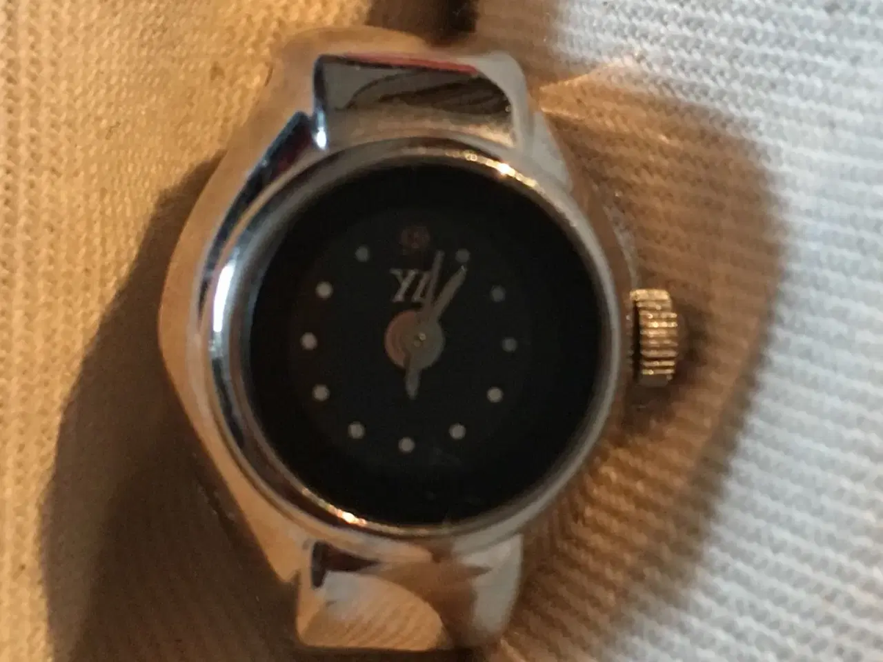 Billede 4 - Smart YL fingerring ur til salg