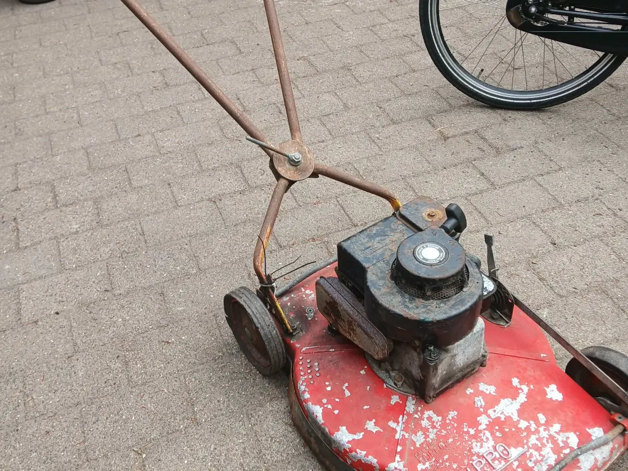 Billede 2 - Klippo plæneklipper