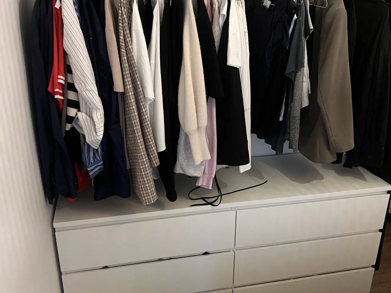 Billede 1 - Ikea malm kommodd