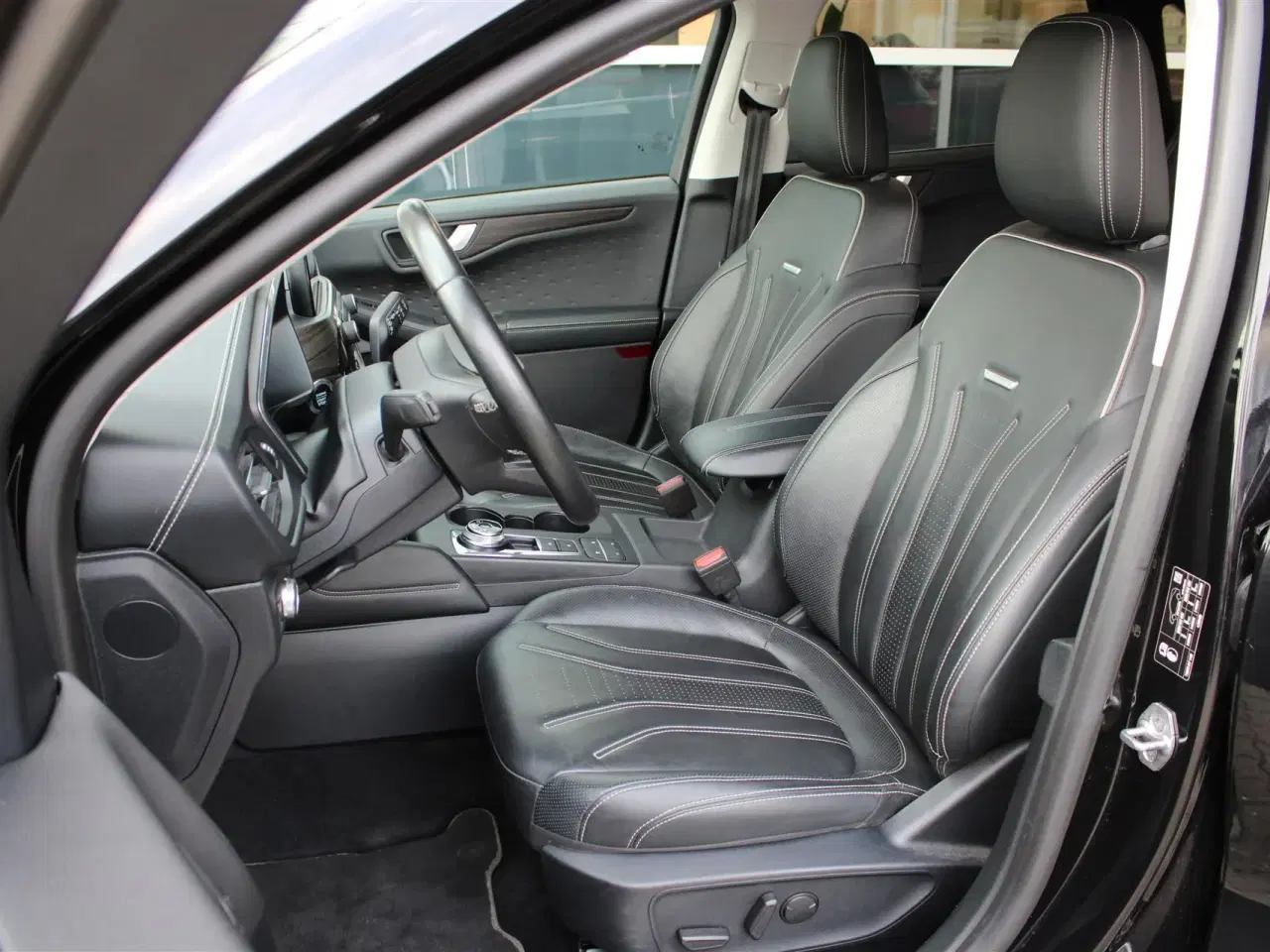Billede 2 - Ford Kuga 2,5 Plugin-hybrid Vignale CVT 225HK 5d Trinl. Gear