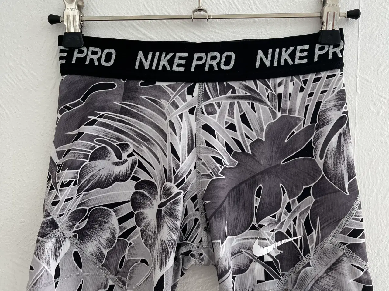 Billede 1 - Nike Pro shorts str. M / 10-12 år