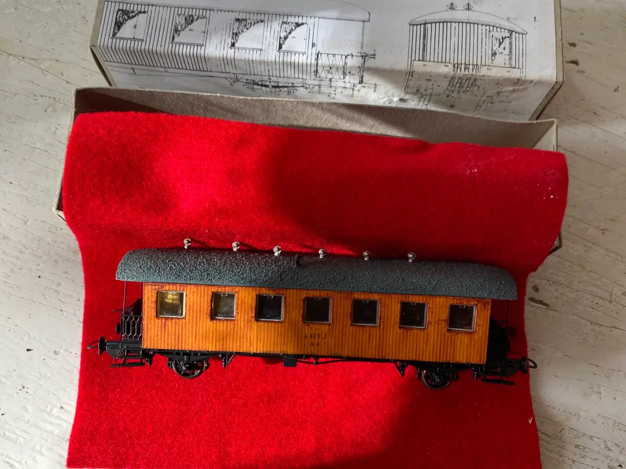 Billede 2 - Model AHTJ A4 togvogn